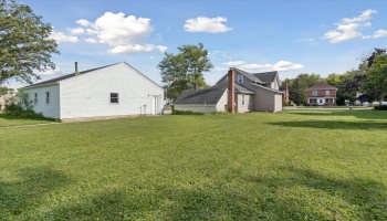 328 E Water, Oak Harbor, 43449, 3 Bedrooms Bedrooms, ,2 BathroomsBathrooms,Residential,For Sale,E Water,20253425