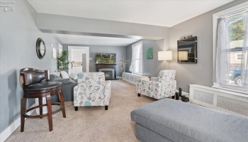 328 E Water, Oak Harbor, 43449, 3 Bedrooms Bedrooms, ,2 BathroomsBathrooms,Residential,For Sale,E Water,20253425