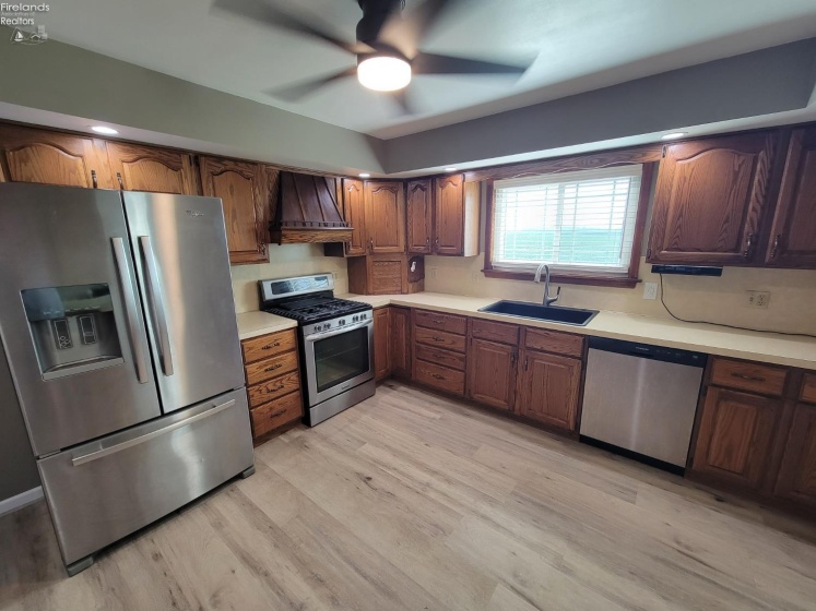 4470 State Street, Lindsey, 43442, 3 Bedrooms Bedrooms, ,2 BathroomsBathrooms,Residential,For Sale,State,20253190