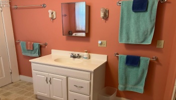 446 Lynn Avenue, Lakeside, 43440, 4 Bedrooms Bedrooms, ,1 BathroomBathrooms,Residential,For Sale,Lynn,20254648 446 Lynn Avenue, Lakeside, 43440, 4 Bedrooms Bedrooms, ,1 BathroomBathrooms,Residential,For Sale,Lynn,20254648