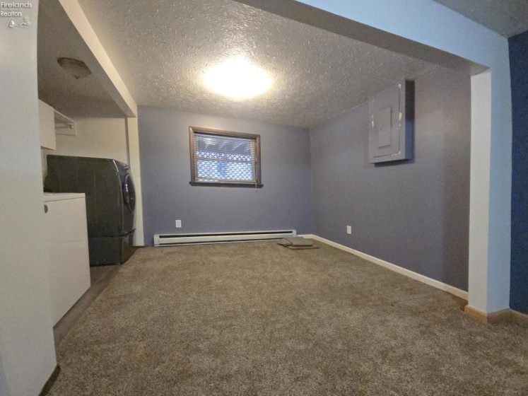 321 Berkshire, Vermilion, 44089, 4 Bedrooms Bedrooms, ,2 BathroomsBathrooms,Residential,For Sale,Berkshire,20254666