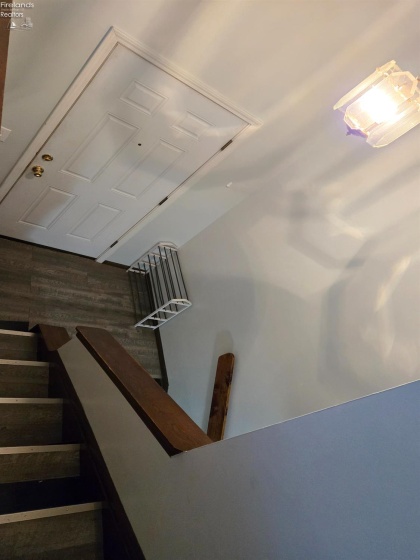 321 Berkshire, Vermilion, 44089, 4 Bedrooms Bedrooms, ,2 BathroomsBathrooms,Residential,For Sale,Berkshire,20254666