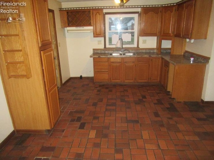 234 Charlotte Street, Tiffin, 44883, 3 Bedrooms Bedrooms, ,1 BathroomBathrooms,Residential,For Sale,Charlotte,20254682