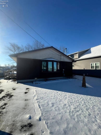 3080 Elmore Road, Port Clinton, 43452, 2 Bedrooms Bedrooms, ,1 BathroomBathrooms,Residential,For Sale,Elmore,20254680