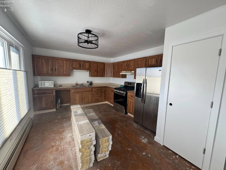 3080 Elmore Road, Port Clinton, 43452, 2 Bedrooms Bedrooms, ,1 BathroomBathrooms,Residential,For Sale,Elmore,20254680