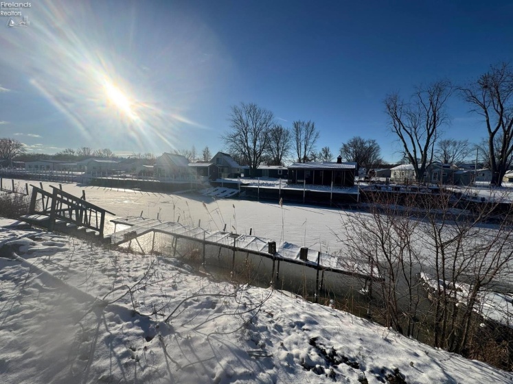 3080 Elmore Road, Port Clinton, 43452, 2 Bedrooms Bedrooms, ,1 BathroomBathrooms,Residential,For Sale,Elmore,20254680