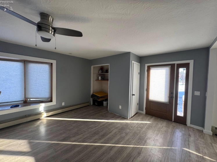 3080 Elmore Road, Port Clinton, 43452, 2 Bedrooms Bedrooms, ,1 BathroomBathrooms,Residential,For Sale,Elmore,20254680