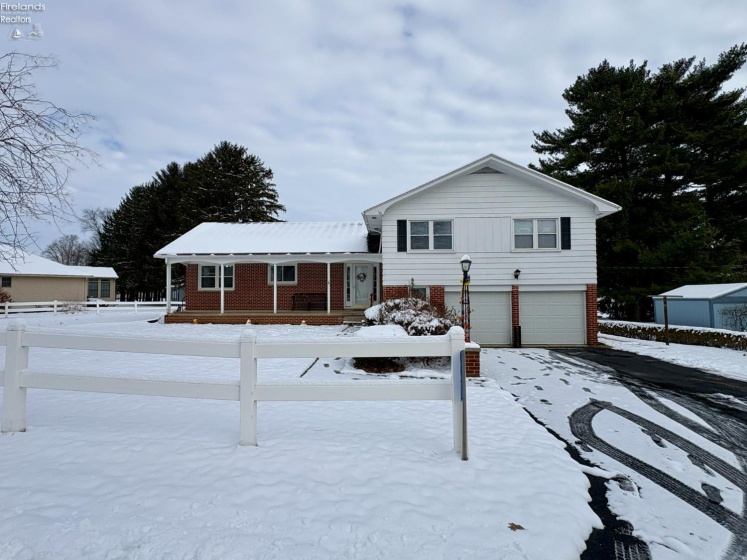 167 Van Meter Drive, Tiffin, 44883, 4 Bedrooms Bedrooms, ,3 BathroomsBathrooms,Residential,For Sale,Van Meter,20254683