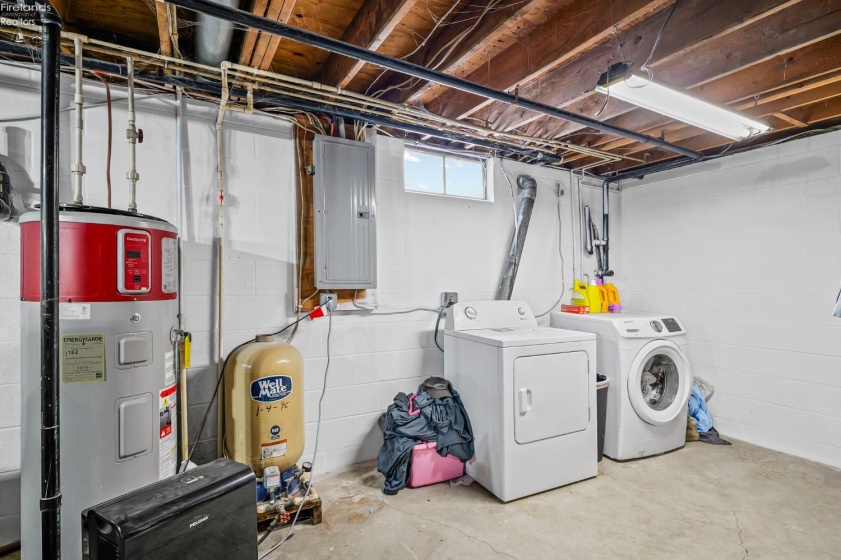 12570 Axline Street, Fostoria, 44830, 3 Bedrooms Bedrooms, ,2 BathroomsBathrooms,Residential,For Sale,Axline,20254688