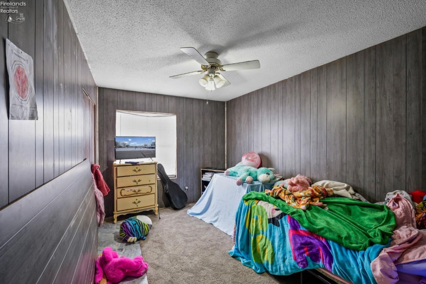 12570 Axline Street, Fostoria, 44830, 3 Bedrooms Bedrooms, ,2 BathroomsBathrooms,Residential,For Sale,Axline,20254688