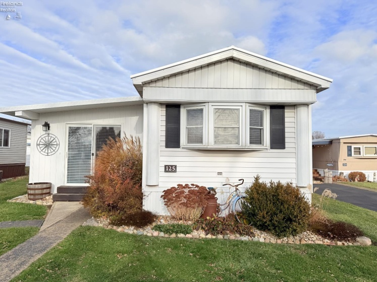 1859 Catawba Road, Port Clinton, 43452, 2 Bedrooms Bedrooms, ,2 BathroomsBathrooms,Residential,For Sale,Catawba,20254684