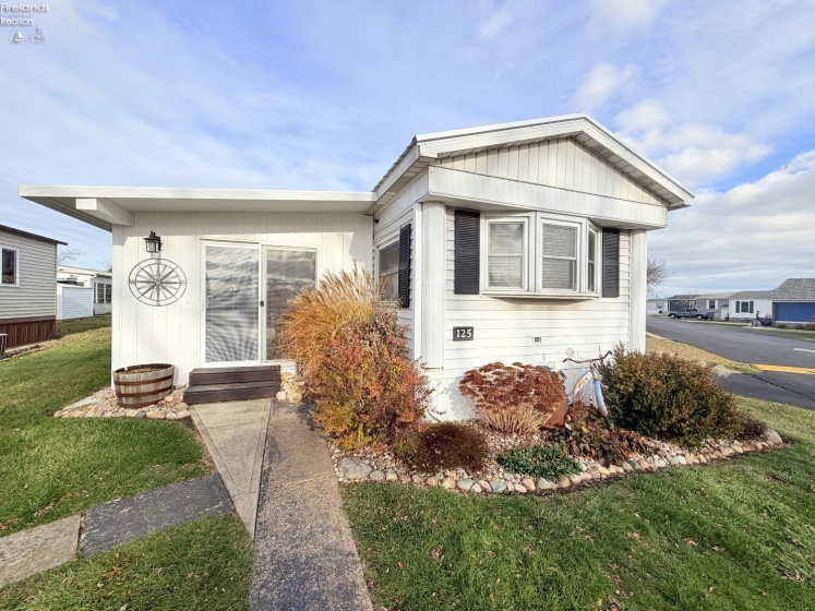 1859 Catawba Road, Port Clinton, 43452, 2 Bedrooms Bedrooms, ,2 BathroomsBathrooms,Residential,For Sale,Catawba,20254684