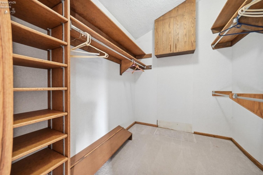 450 Marwood Road, Mansfield, 44904, ,4 BathroomsBathrooms,Residential,For Sale,Marwood Road,20254686