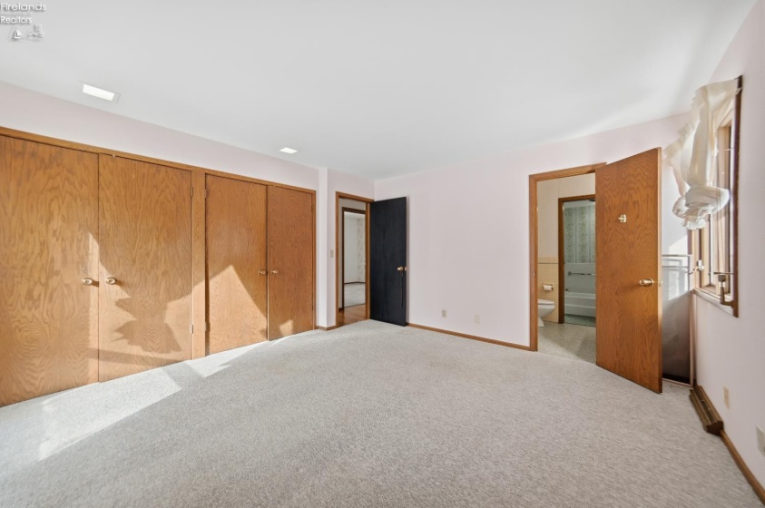 450 Marwood Road, Mansfield, 44904, ,4 BathroomsBathrooms,Residential,For Sale,Marwood Road,20254686