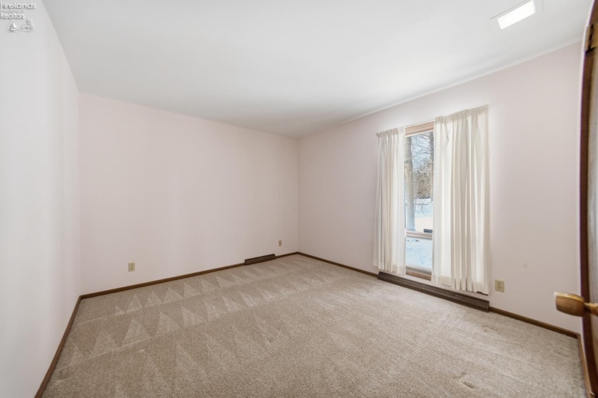 450 Marwood Road, Mansfield, 44904, ,4 BathroomsBathrooms,Residential,For Sale,Marwood Road,20254686