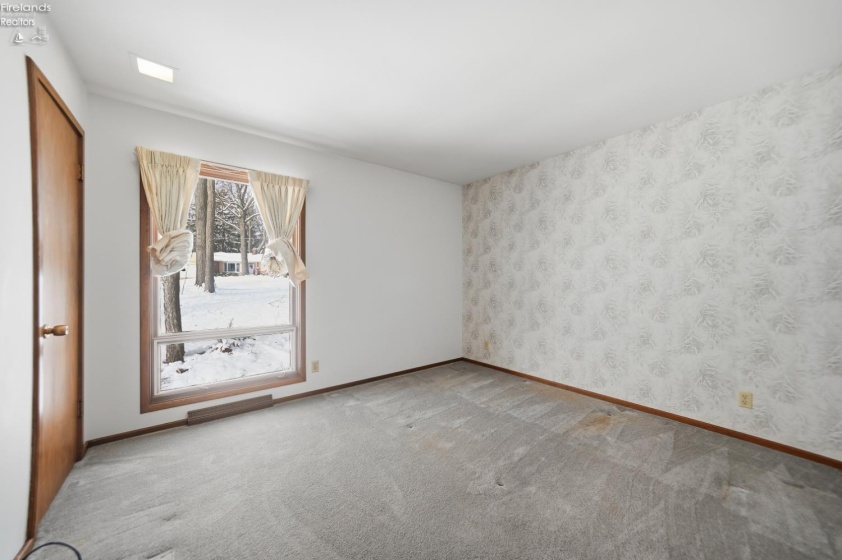 450 Marwood Road, Mansfield, 44904, ,4 BathroomsBathrooms,Residential,For Sale,Marwood Road,20254686