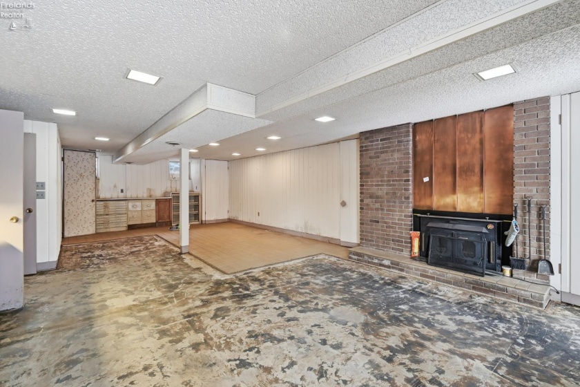 450 Marwood Road, Mansfield, 44904, ,4 BathroomsBathrooms,Residential,For Sale,Marwood Road,20254686