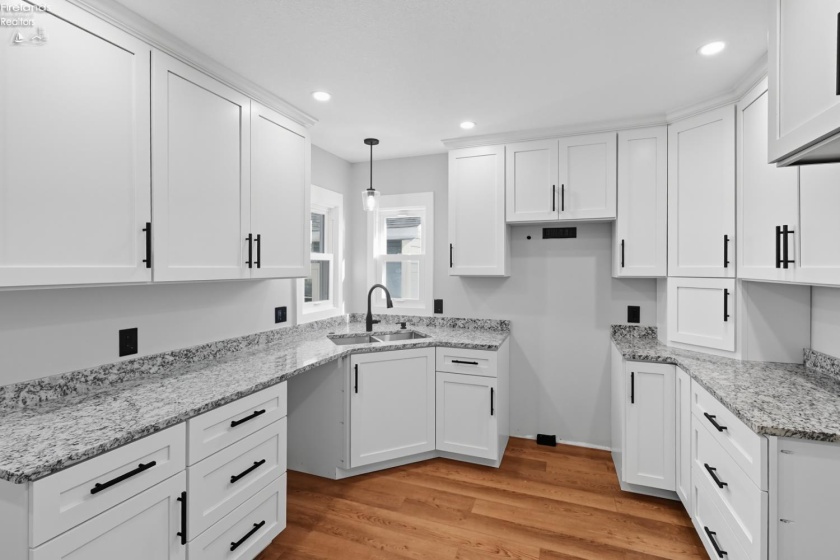 5 Railroad Street, Greenwich, 44837, 3 Bedrooms Bedrooms, ,2 BathroomsBathrooms,Residential,For Sale,Railroad,20253631