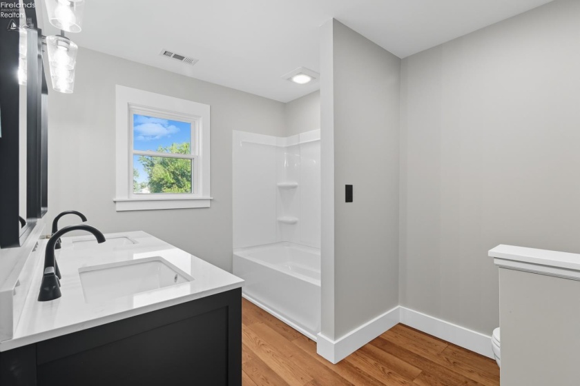 5 Railroad Street, Greenwich, 44837, 3 Bedrooms Bedrooms, ,2 BathroomsBathrooms,Residential,For Sale,Railroad,20253631