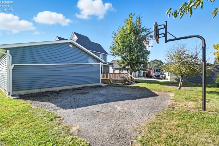 5 Railroad Street, Greenwich, 44837, 3 Bedrooms Bedrooms, ,2 BathroomsBathrooms,Residential,For Sale,Railroad,20253631