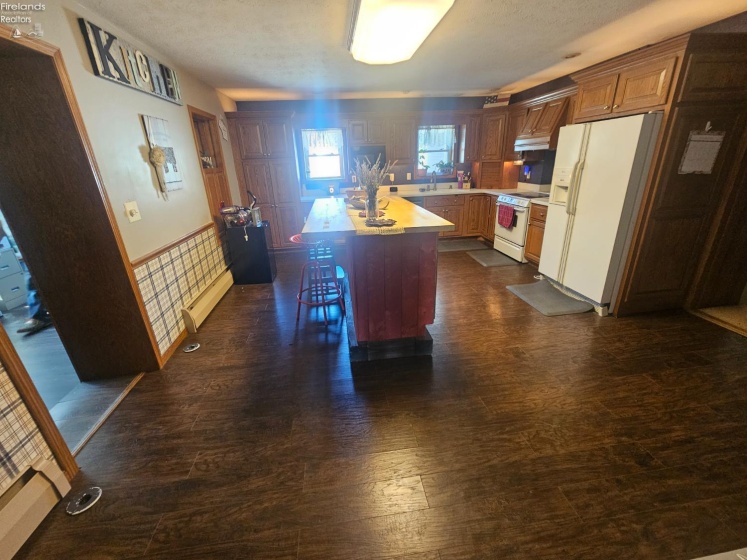 2301 Mud Creek Road, Oak Harbor, 43449, 4 Bedrooms Bedrooms, ,2 BathroomsBathrooms,Residential,For Sale,Mud Creek,20254237