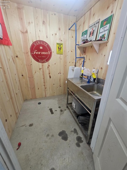 2301 Mud Creek Road, Oak Harbor, 43449, 4 Bedrooms Bedrooms, ,2 BathroomsBathrooms,Residential,For Sale,Mud Creek,20254237