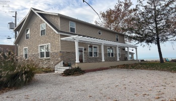 2323 Sand Road, Port Clinton, 43452, 5 Bedrooms Bedrooms, ,4 BathroomsBathrooms,Residential,For Sale,Sand,20254532