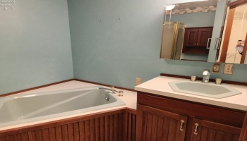 210 Gordon Drive, Oak Harbor, 43449, 4 Bedrooms Bedrooms, ,3 BathroomsBathrooms,Residential,For Sale,Gordon,20254558 210 Gordon Drive, Oak Harbor, 43449, 4 Bedrooms Bedrooms, ,3 BathroomsBathrooms,Residential,For Sale,Gordon,20254558