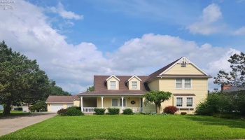 210 Gordon Drive, Oak Harbor, 43449, 4 Bedrooms Bedrooms, ,3 BathroomsBathrooms,Residential,For Sale,Gordon,20254558 210 Gordon Drive, Oak Harbor, 43449, 4 Bedrooms Bedrooms, ,3 BathroomsBathrooms,Residential,For Sale,Gordon,20254558