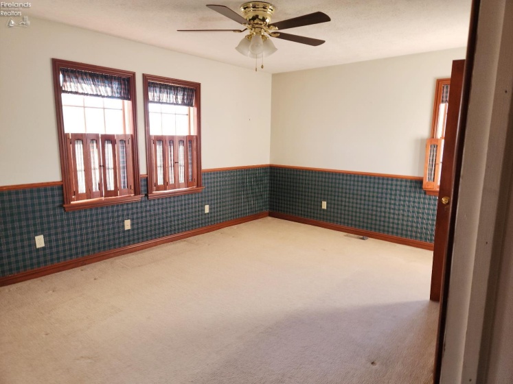 210 Gordon Drive, Oak Harbor, 43449, 4 Bedrooms Bedrooms, ,3 BathroomsBathrooms,Residential,For Sale,Gordon,20254558