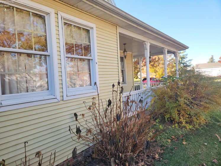 210 Gordon Drive, Oak Harbor, 43449, 4 Bedrooms Bedrooms, ,3 BathroomsBathrooms,Residential,For Sale,Gordon,20254558