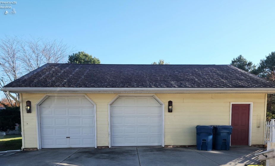 210 Gordon Drive, Oak Harbor, 43449, 4 Bedrooms Bedrooms, ,3 BathroomsBathrooms,Residential,For Sale,Gordon,20254558