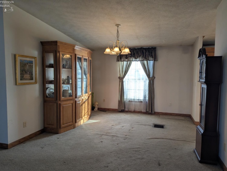 16030 Moline Martin Road, Graytown, 43432, 3 Bedrooms Bedrooms, ,2 BathroomsBathrooms,Residential,For Sale,Moline Martin,20254691