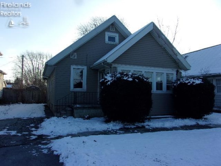 604 Union Street, Fostoria, 44830, 3 Bedrooms Bedrooms, ,1 BathroomBathrooms,Residential,For Sale,Union,20254696