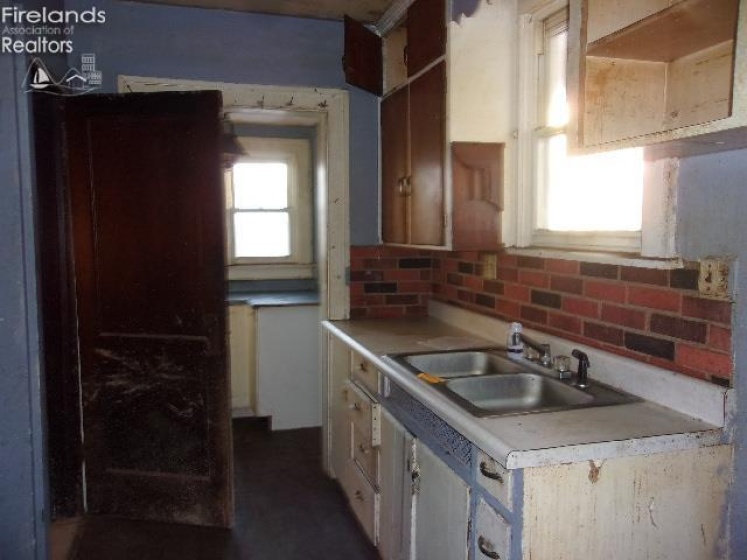 604 Union Street, Fostoria, 44830, 3 Bedrooms Bedrooms, ,1 BathroomBathrooms,Residential,For Sale,Union,20254696