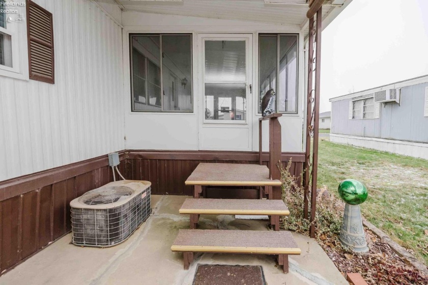 116 Rathbun Drive, Marblehead, 43440, 2 Bedrooms Bedrooms, ,1 BathroomBathrooms,Residential,For Sale,Rathbun,20254694