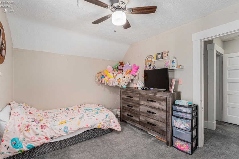 135 Grant Street, Clyde, 43410, 3 Bedrooms Bedrooms, ,2 BathroomsBathrooms,Residential,For Sale,Grant,20254697