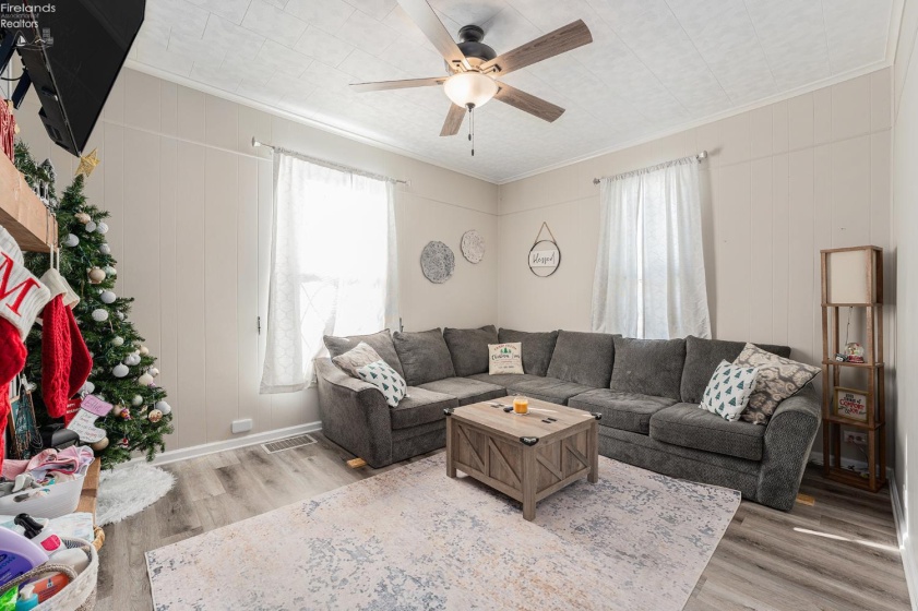 135 Grant Street, Clyde, 43410, 3 Bedrooms Bedrooms, ,2 BathroomsBathrooms,Residential,For Sale,Grant,20254697