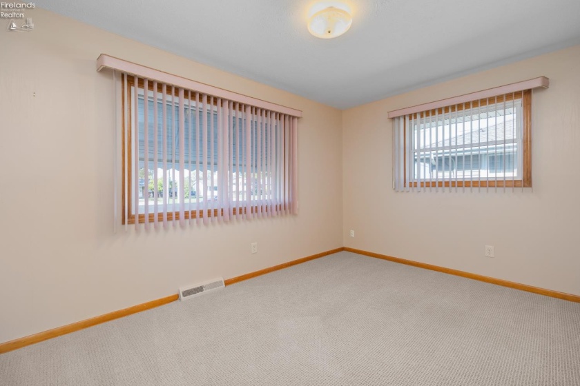 6361 Smith Road, Brook Park, 44142, 3 Bedrooms Bedrooms, ,2 BathroomsBathrooms,Residential,For Sale,Smith,20254628