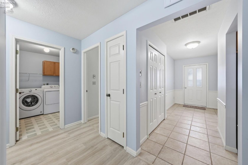 1002 Brittany Drive, Huron, 44839, 3 Bedrooms Bedrooms, ,2 BathroomsBathrooms,Residential,For Sale,Brittany,20254700