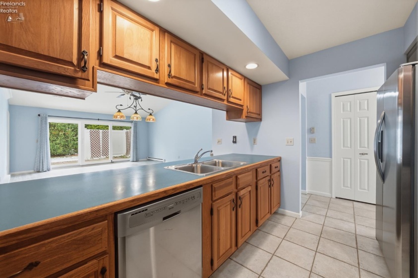 1002 Brittany Drive, Huron, 44839, 3 Bedrooms Bedrooms, ,2 BathroomsBathrooms,Residential,For Sale,Brittany,20254700