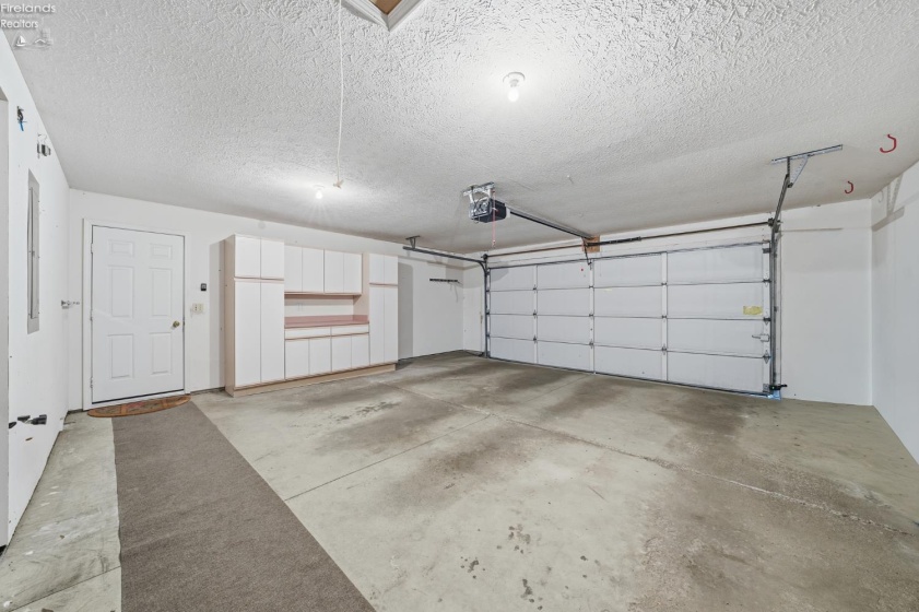 1002 Brittany Drive, Huron, 44839, 3 Bedrooms Bedrooms, ,2 BathroomsBathrooms,Residential,For Sale,Brittany,20254700