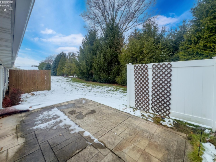 1002 Brittany Drive, Huron, 44839, 3 Bedrooms Bedrooms, ,2 BathroomsBathrooms,Residential,For Sale,Brittany,20254700