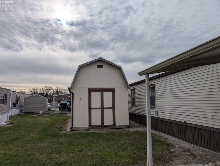 111 Flat Rock Road, Bellevue, 44811, 2 Bedrooms Bedrooms, ,2 BathroomsBathrooms,Residential,For Sale,Flat Rock,20254711