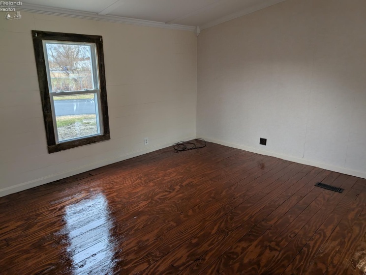 111 Flat Rock Road, Bellevue, 44811, 2 Bedrooms Bedrooms, ,2 BathroomsBathrooms,Residential,For Sale,Flat Rock,20254711