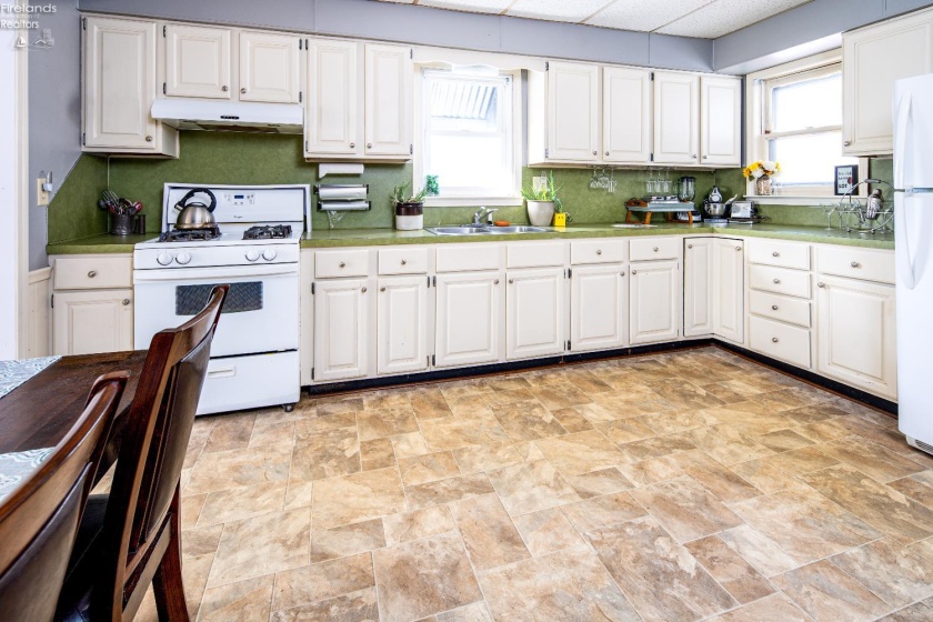 220 Arch Street, Clyde, 43410, 3 Bedrooms Bedrooms, ,1 BathroomBathrooms,Residential,For Sale,Arch,20254714