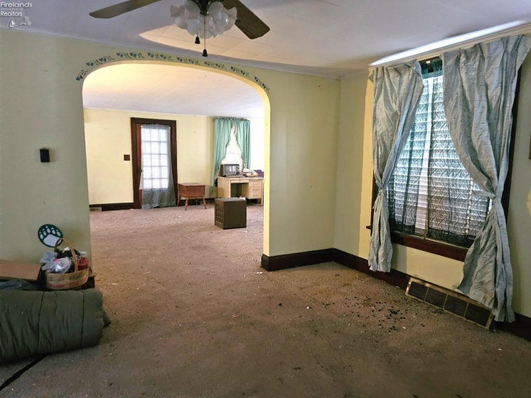 406 Washington Street, Castalia, 44824, 4 Bedrooms Bedrooms, ,2 BathroomsBathrooms,Residential,For Sale,Washington,20254675