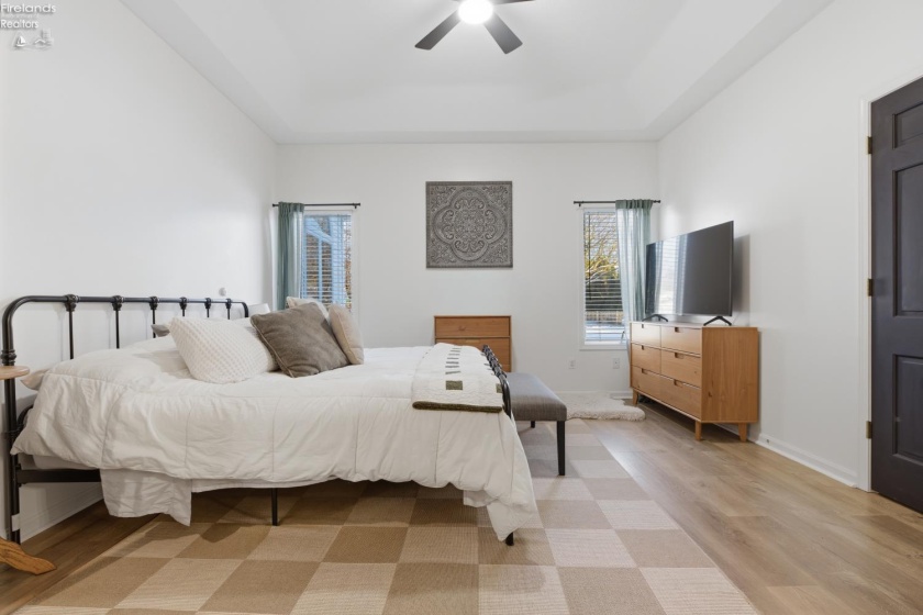 5519 Manhattan Drive, Lorain, 44053, 4 Bedrooms Bedrooms, ,3 BathroomsBathrooms,Residential,For Sale,Manhattan,20254723