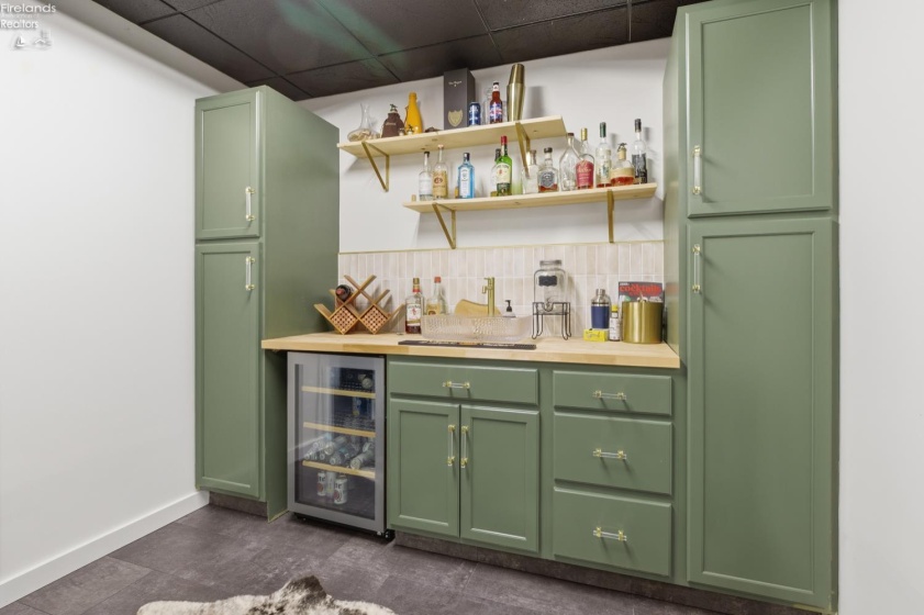 5519 Manhattan Drive, Lorain, 44053, 4 Bedrooms Bedrooms, ,3 BathroomsBathrooms,Residential,For Sale,Manhattan,20254723