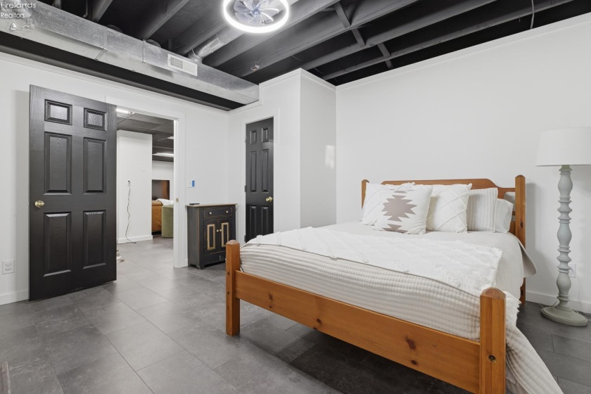 5519 Manhattan Drive, Lorain, 44053, 4 Bedrooms Bedrooms, ,3 BathroomsBathrooms,Residential,For Sale,Manhattan,20254723